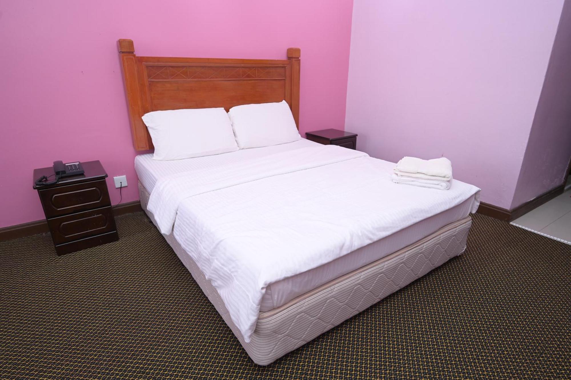Kesedar Hotel Travel & Tours Sdn Bhd Gua Musang Εξωτερικό φωτογραφία